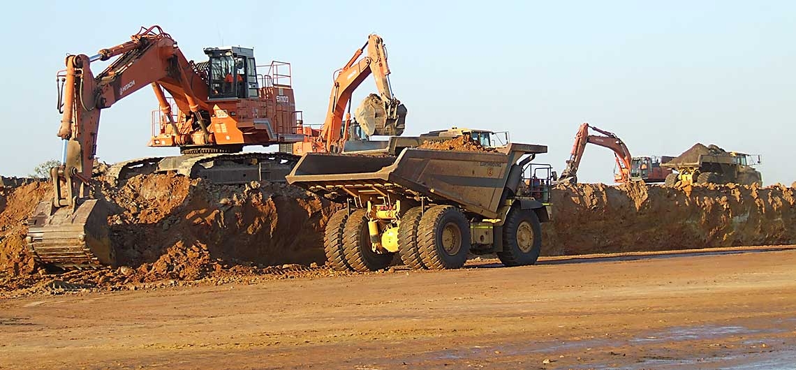 EARTH WORKS – Our machinery and personnel have the capability to address works of any size or complexity.